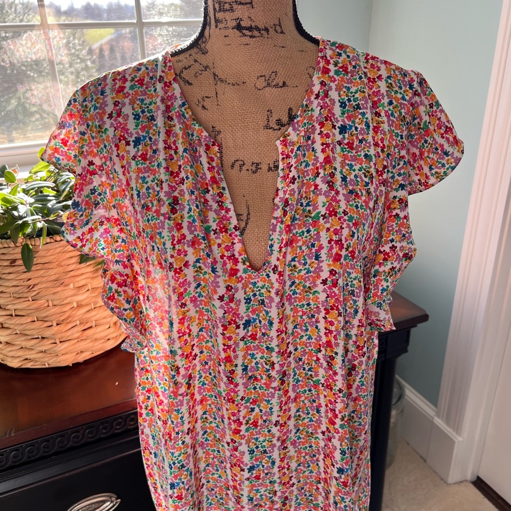 Ladies GAP Blouse NWT